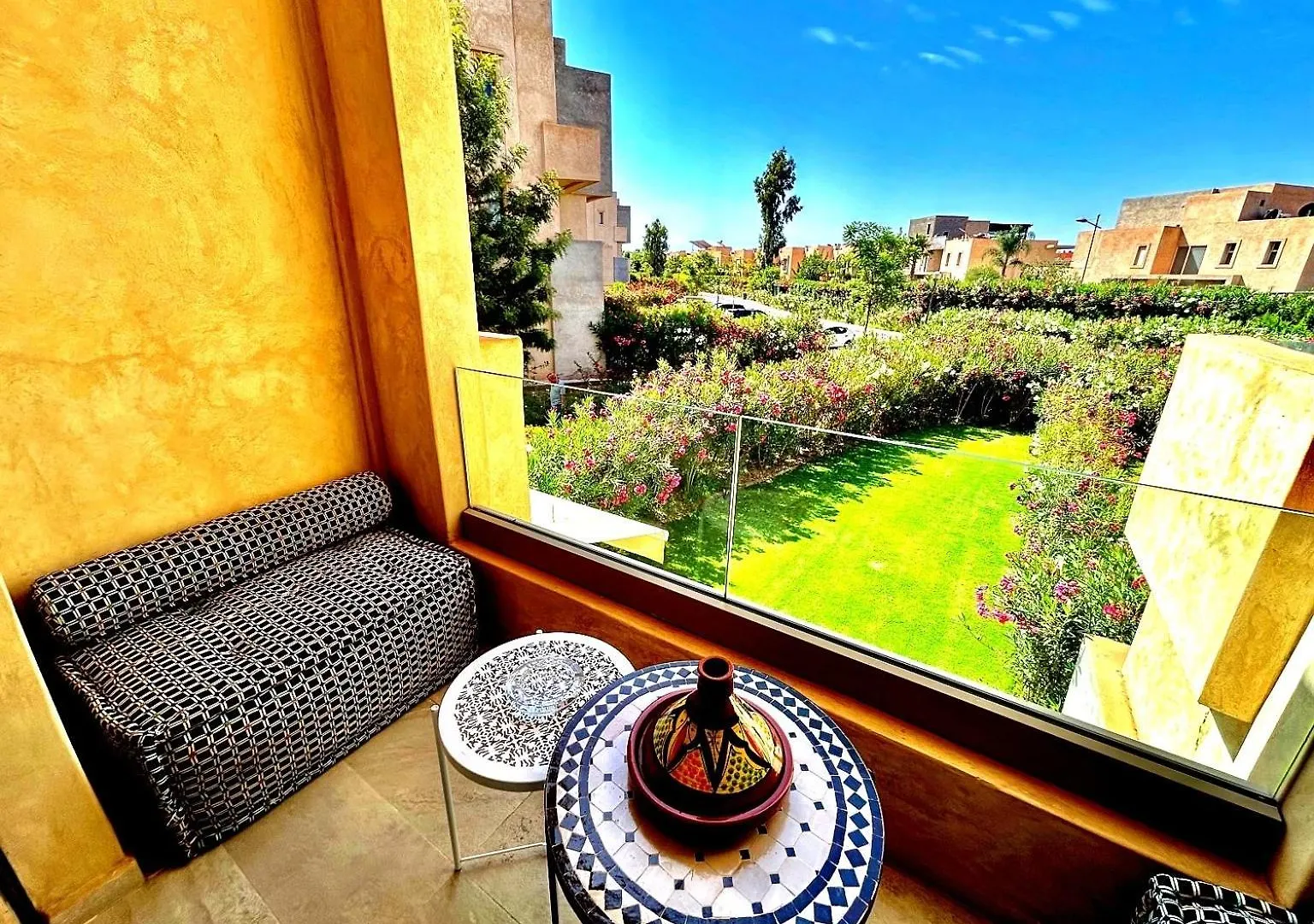 Appartement Neuf Sur Golf Et Piscine Марракеш